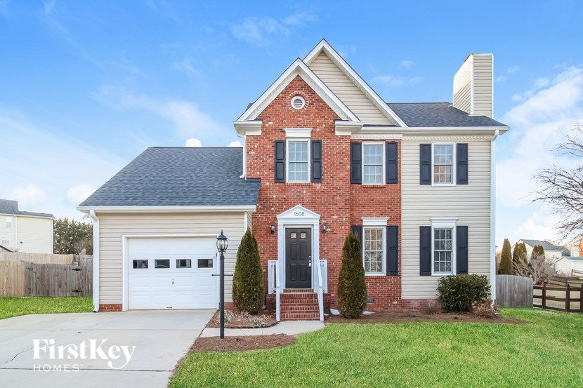 1608 Ballard Court Studio House for Rent - Photo Gallery 1