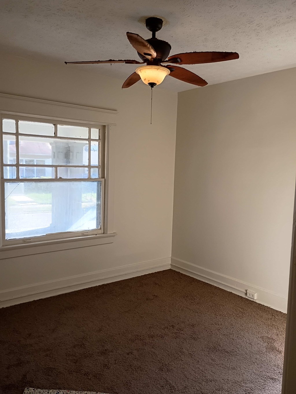216 South 43rd Street 3 Beds House for Rent - Photo Gallery 3
