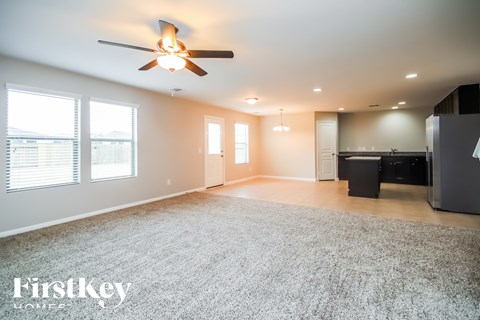 926 Canyon Hill Lane 4 Beds Apartment for Rent