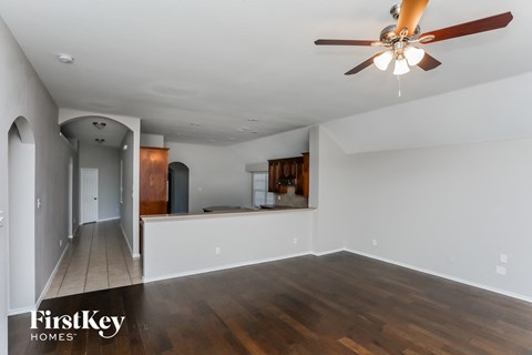 3260 Serpis 4 Beds Apartment for Rent