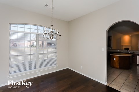 3260 Serpis 4 Beds Apartment for Rent