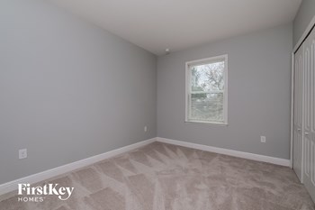 6177 KINLOCK AVENUE 4 Beds House for Rent - Photo Gallery 12