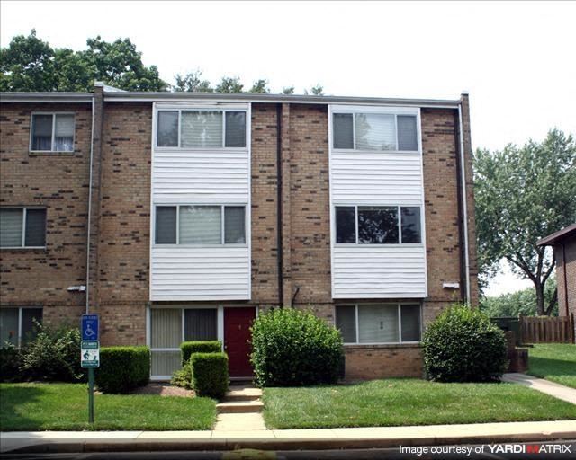 Tysons Glen Apartments, 2250 Mohegan Drive, Falls Church