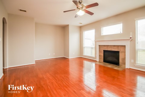 6707 Level Pond Lane 4 Beds Apartment for Rent