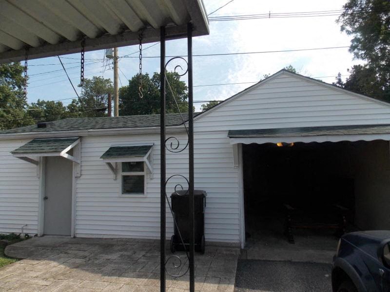 1135 Euclid Avenue Studio House for Rent - Photo gallery 3