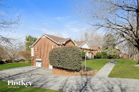 2528 Huntington Woods Drive 4 Beds Apartment for Rent