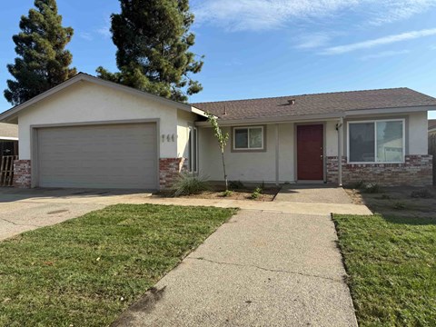 744 N. Alpine Avenue 3 Beds Apartment for Rent