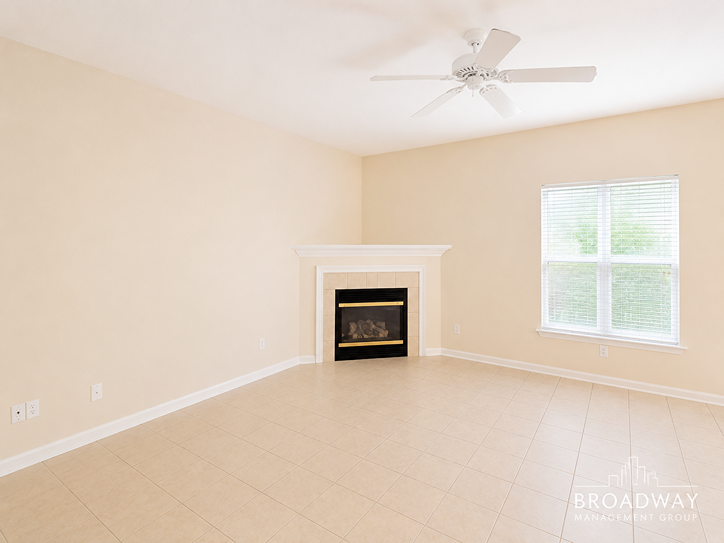 13634 Pinnacle Garden Drive 3 Beds House for Rent - Photo gallery 2