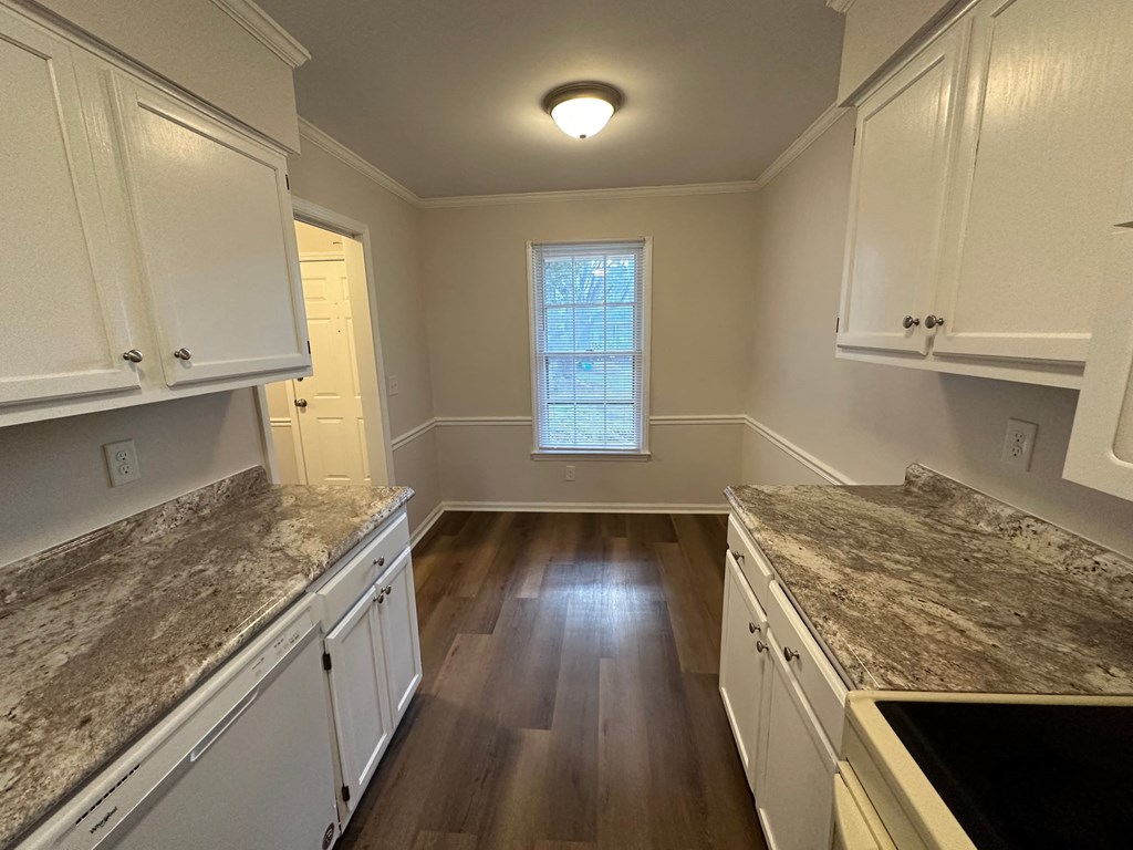 1907 Windy Point Court Winston Salem, NC  27127