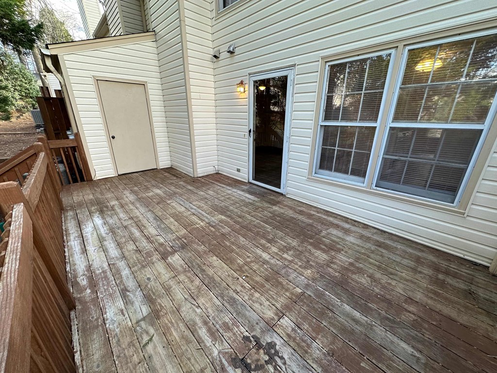 1907 Windy Point Court Winston Salem, NC  27127