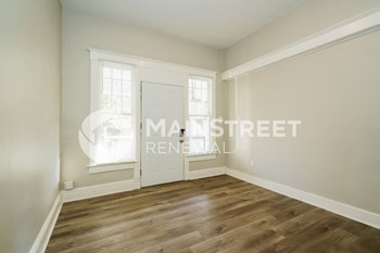 4235 Northwestern Pkwy 3 Beds House for Rent - Photo Gallery 5