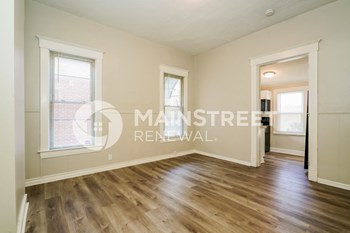 4235 Northwestern Pkwy 3 Beds House for Rent - Photo Gallery 6