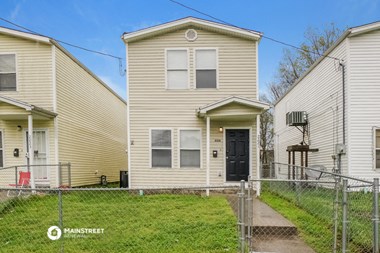2221 Saint Louis Ave 3 Beds Apartment for Rent