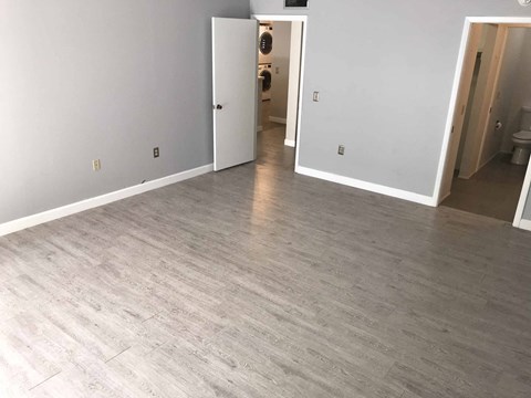 283 Sherwood Dr. 2 Beds Apartment for Rent