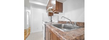 Studio, 1 Bathroom