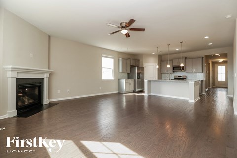 458 Zenith Boulevard 4 Beds Apartment for Rent