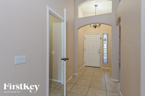 7225 W Opossum Drive 3 Beds Apartment for Rent