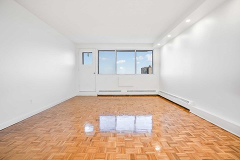 5455 Rue de Terrebonne Studio-2 Beds Apartment for Rent - Photo Gallery 21