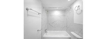 2 Bedrooms, 1 Bathroom