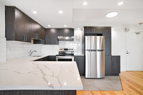 5455 Rue de Terrebonne Studio-2 Beds Apartment for Rent - Photo Gallery 17