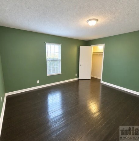 926 Winkler Avenue 3 Beds Apartment for Rent