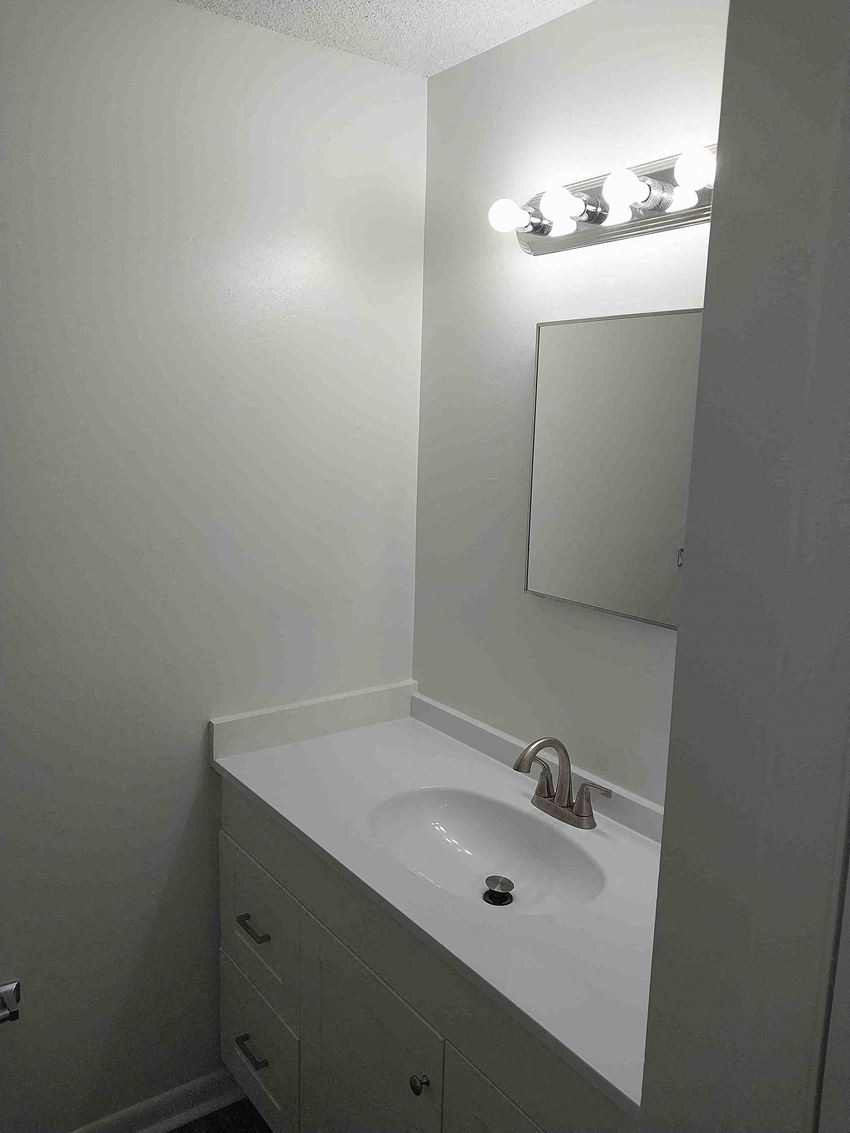 West Oaks Apartments