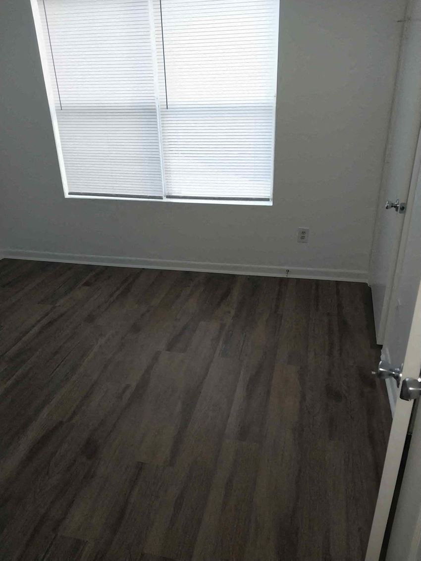 West Oaks Apartments