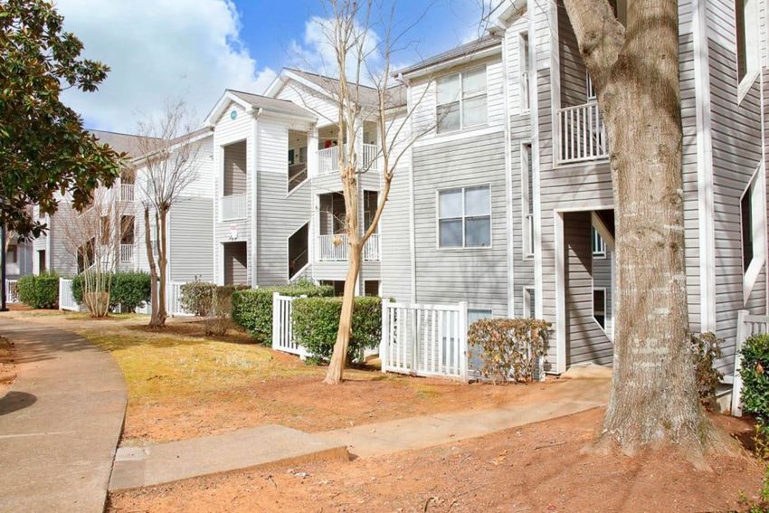 West Oaks Apartments