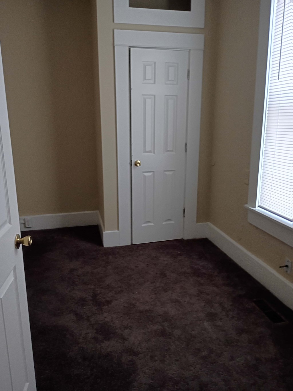 2331 West Hill Street 2 Beds House for Rent - Photo Gallery 4