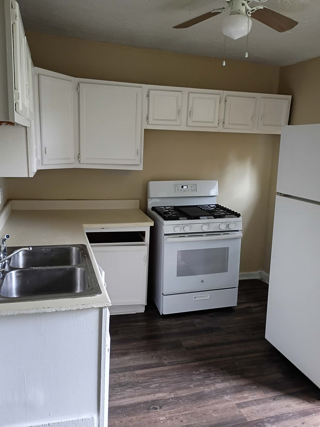 2331 West Hill Street 2 Beds House for Rent - Photo Gallery 5