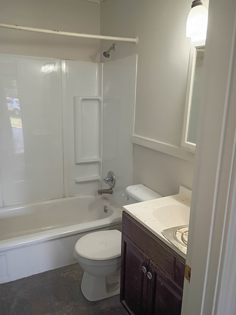 910 South 44th Street 3 Beds House for Rent - Photo Gallery 4