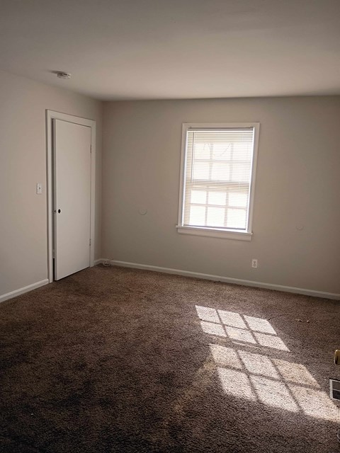 910 South 44th Street 3 Beds House for Rent - Photo Gallery 7