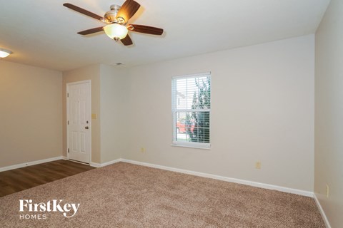 2217 Hampton Drive 5 Beds Apartment for Rent