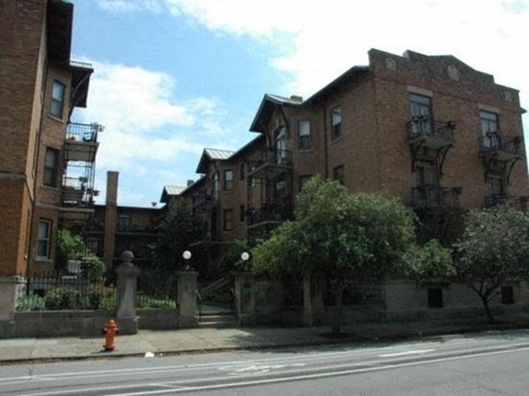 420 West Breckinridge Street Unit C2 2 Beds Apartment for Rent