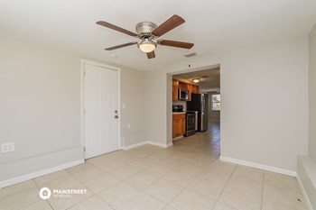 4633 IRENE LOOP 3 Beds House for Rent - Photo Gallery 5