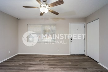 8903 WILLOWCREEK DR 3 Beds House for Rent - Photo Gallery 5