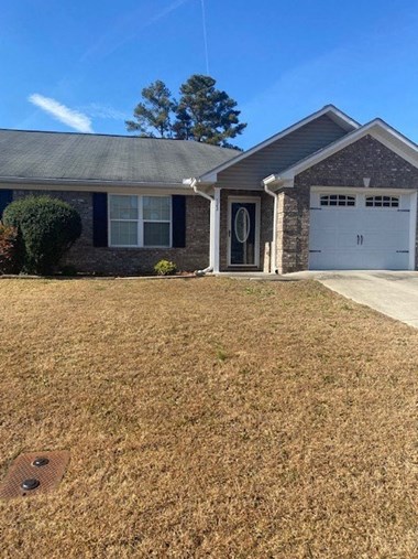 123 Lyons Dr 3 Beds Apartment for Rent