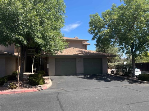 950 E. Mingus Ave, Unit 322 2 Beds Apartment for Rent