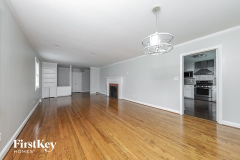 705 Evergreen Avenue 3 Beds Apartment for Rent