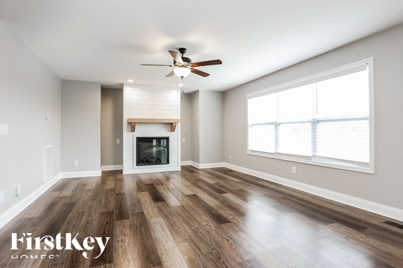 1309 Harmon Lane 4 Beds House for Rent - Photo Gallery 2