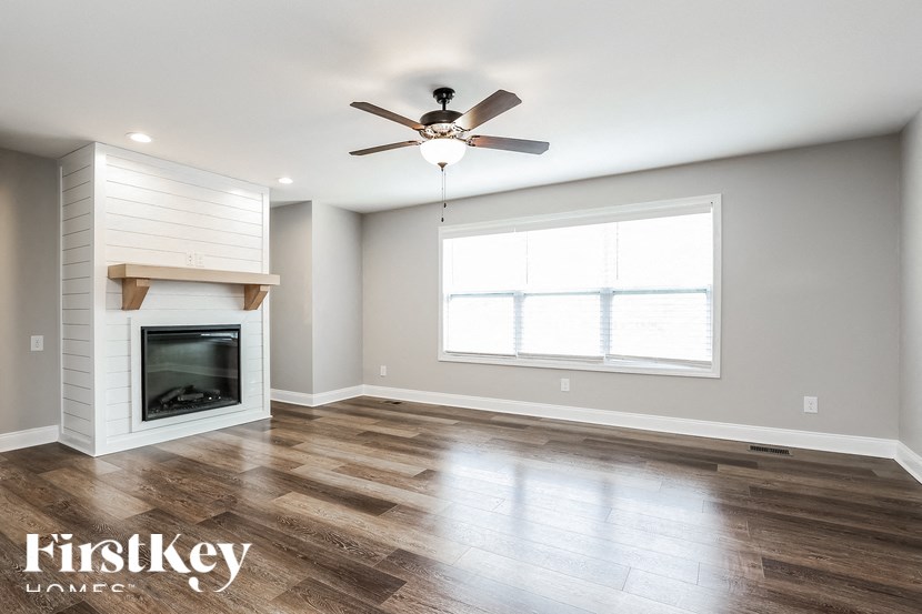 1309 Harmon Lane 4 Beds House for Rent - Photo Gallery 3