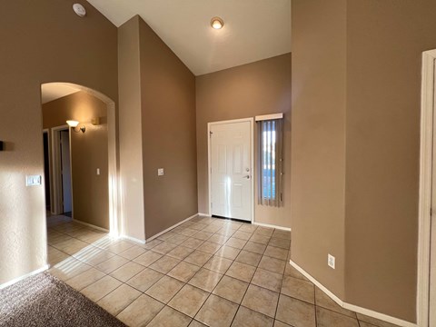 1865 W. Trailblazer Drive 3 Beds Apartment for Rent