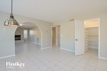11461 N Quicksilver Trail 4 Beds House for Rent - Photo Gallery 4