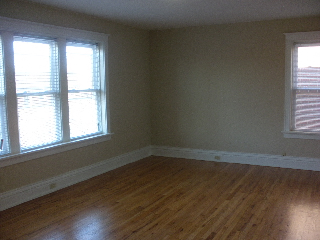 736 Heman Ave. 2 Beds Apartment for Rent