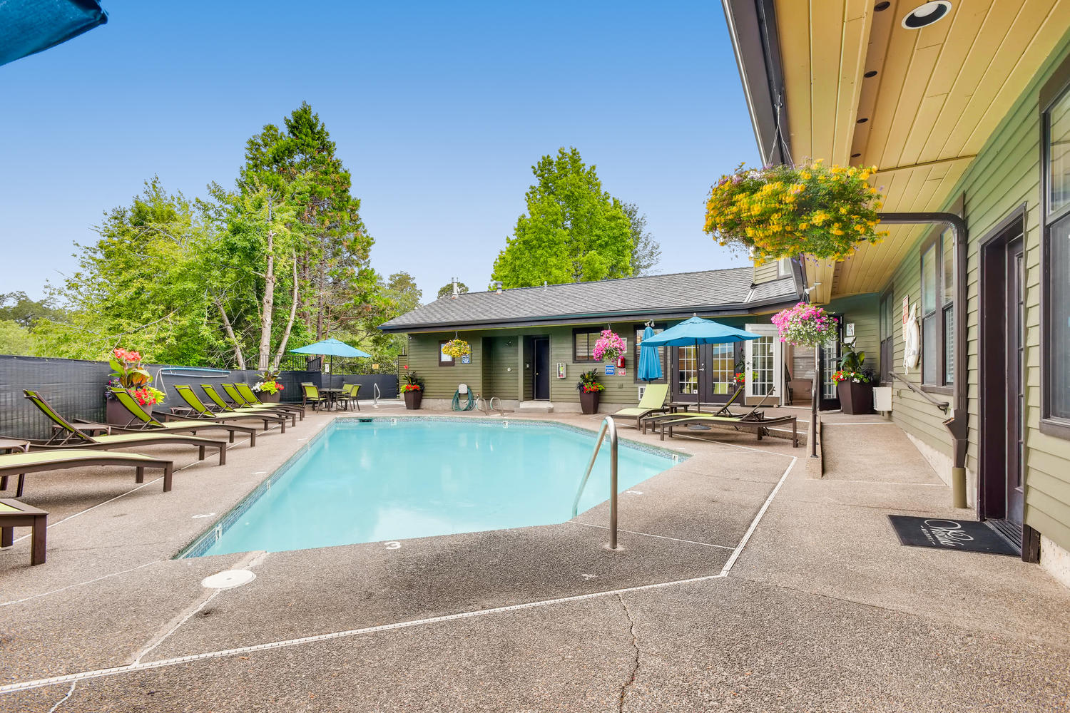 Westlake Meadows Apartments, 5300 Parkview Dr, Lake Oswego, OR RentCafe