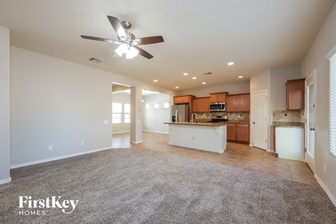 11028 E Silver Springs Avenue 3 Beds Apartment for Rent