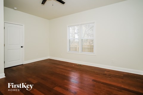 123 E End Avenue 4 Beds Apartment for Rent