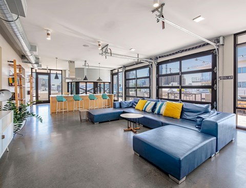 Social lounge covered patio at Idea1 Apartments in in San Diego CA