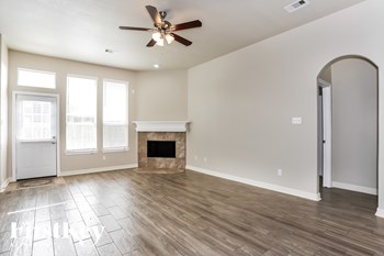 15202 Arnold 3 Beds House for Rent - Photo Gallery 3