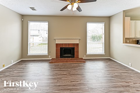 18810 Summer Anne Drive 4 Beds Apartment for Rent